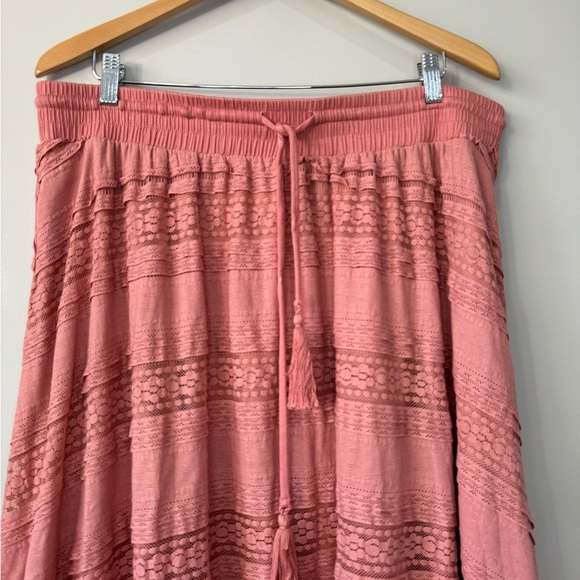 Torrid Maxi Lace A line Elegant Pink Women's Skirt size 2X - Picture 3 of 15